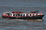 Hafenbarkasse HANSA III (MMSI 211136510); Eigner/Betreiber: B�low; Datum: 08.05.2026; Aufnahmeort: Elbe/Hafen Hamburg, Deutschland.