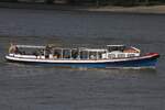 Hafenbarkasse SABINE (3019); Datum: 30.08.2025; Aufnahmeort: Elbe/Hafen Hamburg, Deutschland.