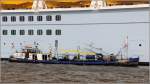 Die BUNKER-SERVICE 11 (ENI 05104120) hat am 27.10.2014 an der zur Endausrüstung in Bremerhaven liegenden QUANTUM OF THE SEAS festgemacht. Die BUNKER-SERVICE 11 ist 34 m lang und 6 m breit.