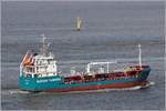 Die 2005 gebaute BERGEN TROLL (IMO 9331098) fährt am 05.08.2017 Höhe Bremerhaven weserabwärts. Dieses Bunkerschiff ist 59,20 m lang und 10,80 m breit, hat eine GT/BRZ von 1.039 und eine DWT von 1.500 t. Heimathafen ist Bergen (Norwegen). Früherer Name: MINORQUE.