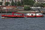 Bunkerschiff BUNKER SERVICE 12, Eigner/Betreiber: NWB Bunker Service; Aufnahmeort: Elbe/Hafen Hamburg, Deutschland; Datum: 17.06.2025; Info: (IMO 04017770), Das Bild zeigt die BUNKER SERVICE 12 vor dem Anleger Altona/Fischmarkt.
