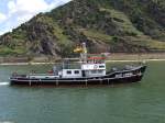 WSA Eisbrecher Josef Langen beim Schleppeinsatz auf dem Rhein hhe Oberwesel.Foto 08.2010