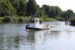 Eisbrecher  RHIN  vom WSA Brandenburg.Der kleinste Eisbrecher in Deutschland bei seiner Sommerarbeit auf der Havel bei Rathenow.Foto 07.2014