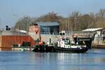 Eisbrecher  SEESTERN  (05033790 , 22 x 5,12m)  war am 07.03.2022 im Unterwasser der  SCHLEUSE WUSTERWITZ  /  ELBE-HAVEL-KANAL  im Einsatz.