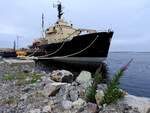 SAMPO (IMO:5308938; L=75m; B)=17,4m; 8800PS; 9Mann Besatzung; Bj.1961) ist einer von 4 Eisbrechern der Karhu-Klasse; und versah bis Anfang 1990 im behördlichen Auftrag ihren Dienst in der nördlichen Ostsee. Nun liegt es als Musueumsschiff im Hafen von Kemi; 160725