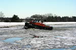 Schlepper/Eisbrecher Wilgum (05401600 , 21,18 x 6,10m) am 07.03.2010 im Elbe-Seitenkanal vor der Schleuse Uelzen auf Talfahrt.