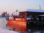 DDR-Feuerlschboot der Berufsfeuerwehr Stralsund am traditionellen Liegeplatz auf dem Dhnholm am 27.12.05