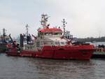 BRANDDIREKTOR WESTPHAL (ENI 04812840) am 9.11.2018, Hamburg, Elbe, am Schlepperponton Neumühlen /  Feuerlöschboot / Klasse LB 40 / Lüa 43,5 m, B 9,8  m, Tg 2,85 m / 2 Antriebs-Diesel,
