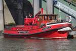 Feuerwehrschiff  FEUERWEHR IV (ENI 05110270); Eigner/Betreiber: Hamburger Feuerwehr-Historiker; Datum: 10.06.2015; Aufnahmeort: Elbe/Hafen Hamburg, Deutschland.