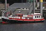Ehemaliges Feuerwehrschiff REPSOLD (H21985); Eigner/Betreiber: privat; Datum: 11.06.2025; Aufnahmeort: Elbe/Hafen Hamburg, Deutschland. Das Bild zeigt die REPSOLD an  ihrem Liegeplatz im Sandtorhafen.