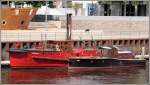 Das LSCHBOOT 1 und die kleine PHOENIX liegen am 12.08.2007 im Museumshaven Vegesack.
