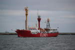 Das Feuerschiff  ELBE1 (Bürgermeister-Oswald)auf ihrem Seeweg von Travemünde nach Warnemünde beim Einlaufen in Warnemünde.14.07.2018