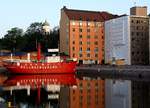 RELANDERSGRUND, ehemaliges Feuerschiff; L=27; B=6,7mtr.; Bauzeit 1886-88, hat nun als Restaurantschiff in Helsinki seine Bleibe gefunden; 160727