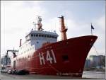 Aus dem ehemaligen Trawler KG 14 NRABERG, dem zwischenzeitlich fast fertigen Positionierungsschiff OCEAN EMPRESS, ist das brasilianische Polarforschungsschiff H41 ALMIRANTE MAXIMIANO geworden. 14.02.2009