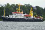 DENEB ein Vermessungs-, Wracksuch- und Forschungsschiff des Bundesamtes für Seeschifffahrt und Hydrographie auslaufend aus dem Stadthafen Rostock am 21.07.2011