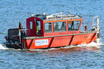 Seevermessungsboot MERCATOR HH-A 612 am 05.02.2020 auf der Trave unweit Lübeck-Travemünde