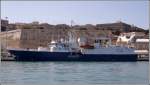 Die 1965 gebaute MALENE OSTERVOLD (IMO 6415051) liegt am 27.03.2009 im Grand Harbour von Valletta. Sie ist ein seismographisches Forschungsschiff mit einer Lnge von 69 m, einer Breite von 15 m und mit eine GT von 2115. Heimathafen ist Bergen in Norwegen. Frhere Namen: ROSS KENNEDY, CAPE KENNEDY und ROSS INTREPID.