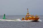 Lotsenboot Klaashahn am 05.08.2011 im Einsatz vor Rostock-Warnemnde, auf der Rckkehr in Richtung Alten Strom.