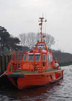 Lotsenschiff Meckelborg am 29.03.17 in Warnemünde