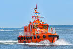 Lotsenversetzboot TRAVEMÜNDE am 18.06.2022 in der Ostsee vor Lübeck-Travemünde