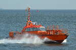 Das Lotsenboot Öllermann IMO-Nummer:8684606 Flagge:Deutschland Länge:15.0m Breite:4.0m vor der Alten Liebe Cuxhaven am 23.08.22