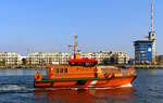 Das 16m lange Lotsenboot PILOT BERGEN am 08.03.24 in Rostock