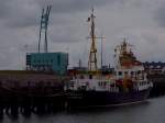 Loodsboot 6 (IMO:8424886; 55x9mtr.; 625t; Bj.1977)ist in den frühen Morgenstunden bei Vlissingen festgemacht; 110830