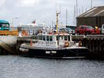 Das 16m lange Lotsenboot SCAPA PIONEER (MMSI:232004749) am 02.06.25 in Kirkwall.