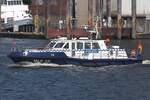 Polizeischiff WS35 (ENI 04810160); Eigner/Betreiber: Polizei Hamburg; Datum: 03.08.2026; Aufnahmeort: Elbe/Hafen Hamburg, Deutschland.