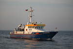 Polizeiboot Warnow beim Einlaufen am Abend des 06.10.2018 in Warnemünde.