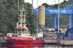 Schlepper DUNKER am 20.9.2018 am Skandinavienkai in Lübeck-Travemünde