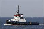 Der 1988 gebaute Schlepper FELIX (IMO 8616269) ist 24,31 m lang und 7,73 m breit, hat eine Maschinenleistung von 1.566 kW und einen Pfahlzug von 30 t. Heimathafen ist Harlingen (Niederlande). Frühere Namen: LADY SYBIL, FAIRPLAY X, VENGEANCE, MTS VENGEANCE. Hier ist er am 14.05.2018 auf der Nordsee bei Neuwerk unterwegs. 