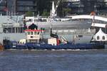 Schlepper und Schuber JOHANNES DALMANN (neu) (ENI 04812300) ; Eigner/Betreiber: HPA; Datum: 07.05.2026; Aufnahmeort: Elbe/Hafen Hamburg, Deutschland.