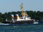 Der Schlepper  Kitzeberg  auf der Kieler Frde am 12.08.2012. 
Lnge: 26,60m Breite:9,20m Tiefgang: 3,15m 64tdw, Geschwindigkeit 11,5kn. 
Der Schlepper wird auch als Fahrgastfhre eingesetzt und kann dabei bis zu 180 Fahrgste transportieren.