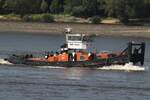 Schlepper und Schuber KARL HEINZ (ENI 02307020); Eigner/Betreiber: Meyrose; Datum: 13.08.2025; Aufnahmeort: Elbe/Hafen Hamburg, Deutschland.