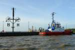 Die Danimarca ist ein 27 Meter langes und 9 Meter breites Universalschiff. Es kann unter anderem andere Schiffe schleppen oder zur Brandbekmpfung eingesetzt werden. Hier verweilt sie am 25.02.2007 in Bremerhaven. Am linken Rand ist das Semaphor von Bremerhaven zu sehen. Wie dieses Seezeichen zu lesen ist habe ich bei einem anderen Bild erklrt (ID 4665).