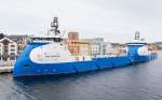 Ungewöhnliche Bugform: die Hochseeschlepper und -versorger  Nao Guardian  und  Nao Thunder  in Kristiansund (Juni 2015)