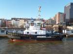 PERFECT (1) (IMO 9684768) am 6.4.2015, Hamburg, Elbe, Schlepperponton St. Pauli /
Seeschiffsassistenz-Schlepper / Damen ASD 2411 / GT 250 / Lüa 24,47 m, B 11,33 m, Tg 5,54 m / 2 Dieselges.4.200 kW, 5710 PS, 13 kn, Pfahlzug 71 t / 2015 bei Damen-Partner Song Thu Shipyard, Da Nang, Vietnam / Lütgens & Reimers, Hamburg / Flagge: Deutschland, Heimathafen: Hamburg /
Geordert wurde der Schlepper zusammen mit seiner Schwester PERFECT im September 2014. 
Die Schlepper wurden per Schiff nach Rotterdam gebracht um bei Damen Maaskant Shipyards, Stellendam die letzten Arbeiten durchzuführen, bevor sie am 19.3.2015 an die URAG übergeben wurden. Am 22.3. kamen sie in Hamburg an, um 23.3.dort ihren Dienst für Lütgens & Reimers aufzunehmen. Mit der PROMT (IMO 9647409), geliefert 2013, hat L&R hat jetzt  3 gleiche Schlepper in Hamburg anzubieten.
