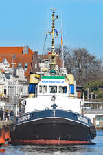 Schlepper / Tug SATURNUS (IMO 7719052) am 27.02.2021 beim Ostpreussenkai in Lübeck-Travemünde