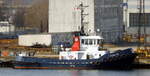 Der 30m lange Schlepper VB BALTIC am 24.03.22 in Rostock