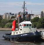 Schlepper VB SATURNUS (IMO 7719052); Eigner/Betreiber: Boluda; Datum: 17.06.2026; Aufnahmeort: Elbe/Hafen Hamburg, Deutschland.
