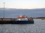 Das Boot Steinbutt der Fischereiaufsicht, abends im Hafen von Stralsund. Am 29.Oktober 2009.