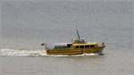 Die HT 16 ANNABEL wird von der Fa. Hansataucher als Personentransport u. Schleppschiff für Bodensondierungen eingesetzt. Sie ist 14 m lang und 4 m breit. Hier ist sie am 28.04.2016 auf der Weser Höhe Bremerhaven unterwegs.