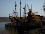 Am 04.April 2009 standen diese nachgebauten Koggen im Hafen von Ralswiek.Die Schiffe sind mit einem Motor ausgerstet und spielen bei den Strtebecker-Festspielen mit.