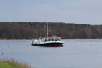 Flächenpeilschiff Domfelsen vom WSA Magdeburg bei Vermessungsarbeiten am 29.01.2015 im Jungfernsee / Sacrow-Paretzer Kanal.