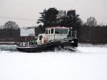 Der Eisbrecher EISFUCHS vom WSA Eberswalde nach seiner Modernisierung beim Eisaufbruch auf dem OHK bei Eberswalde unterwegs.Foto Jan.2016