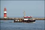 Die  Rosenort  der Schifffahrtspolizei luft am 09.07.13 in Warnemnde ein.