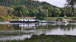 Arbeitsschiff  Kinsach  (05042260) mit Schubleichter  OP 4411  (05044110) vom WSA Regensburg auf Talfahrt bei Bogen/Donau. 18.09.2014