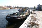 Der EISBRECHER STIER IMO 8912209 vom WSA Lauenburg, liegt im Lbecker Klughafen, um gegebenenfalls die Passierbarkeit des Elbe Lbeck Kanal zu gewhrleisten...