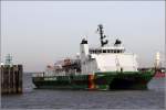 Die 2009 gebaute HELGOLAND (IMO 9500364) läuft am 24.02.2014 in ihren Heimathafen Cuxhaven ein. Dieser in SWATH-Technologie gebaute Zollkreuzer ist 49,35 m lang, 19,00 m breit und hat einen Tiefgang von 4,55 m. Die 4 Dieselgeneratoren leisten je 2.200 kw (= 8.800 kw).